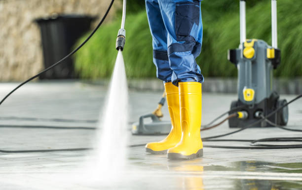 Why Choose Our Certified Pressure Washing Experts for Your Project Needs in St Clair, MI?